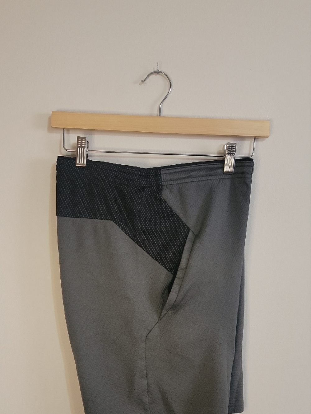 Oakley Grey Performance Athletic Shorts with Dark Contrast Waistband - Picture 2 of 7